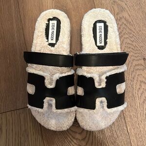 Steve Madden Slides